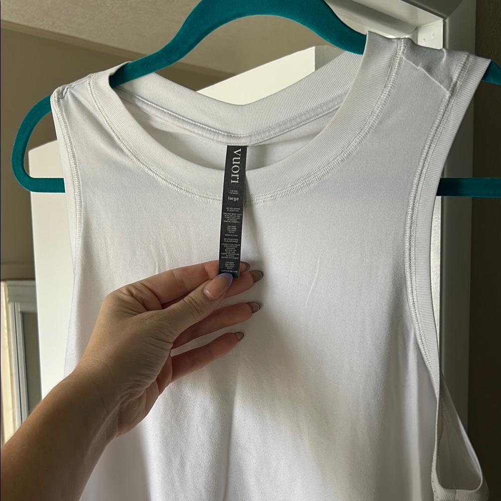 VUORI Women's White Tank Top